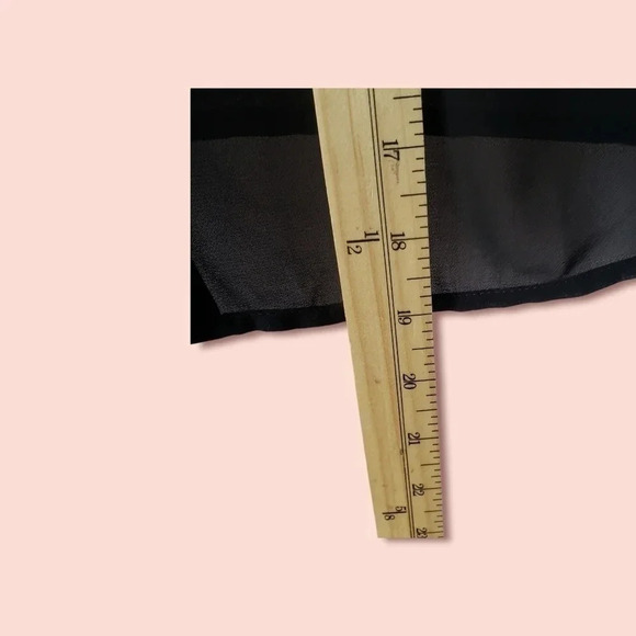 21 crop top size Medium color Blk/gold - Picture 7 of 8